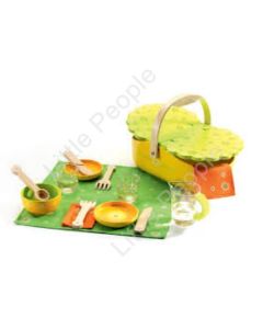 Djeco Wooden Picnic Basket Role Play, My Pic Nic: Toys & Games